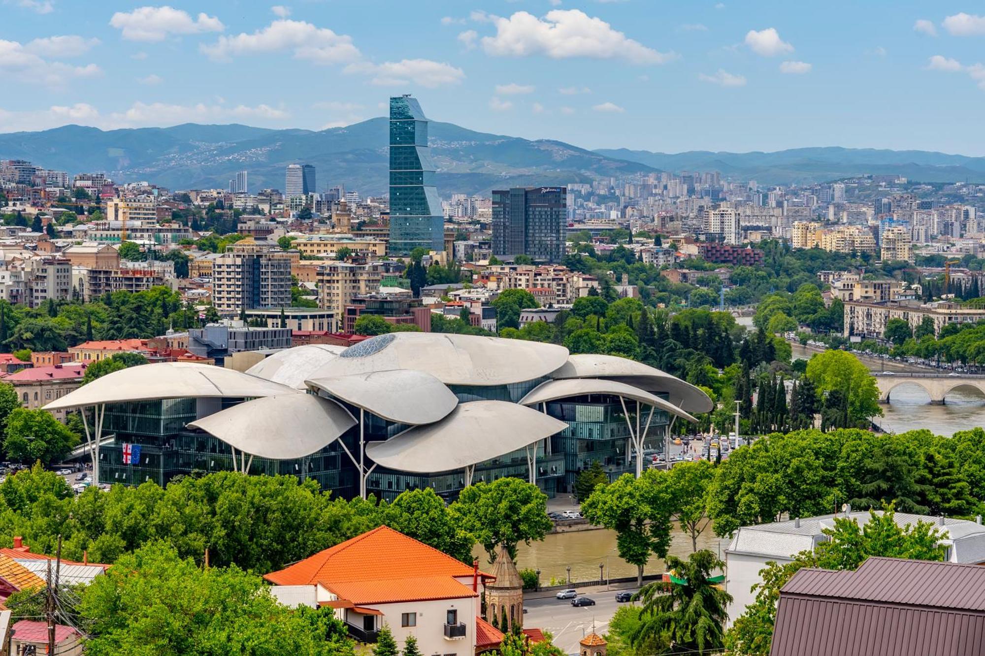Iris Hotel Tbilisi Exterior foto